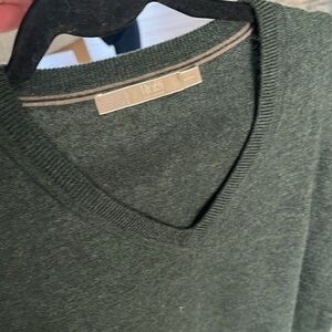 RAFFI Italy extra fine merino wool pullover Vneck sweater Forrest green men’s XL